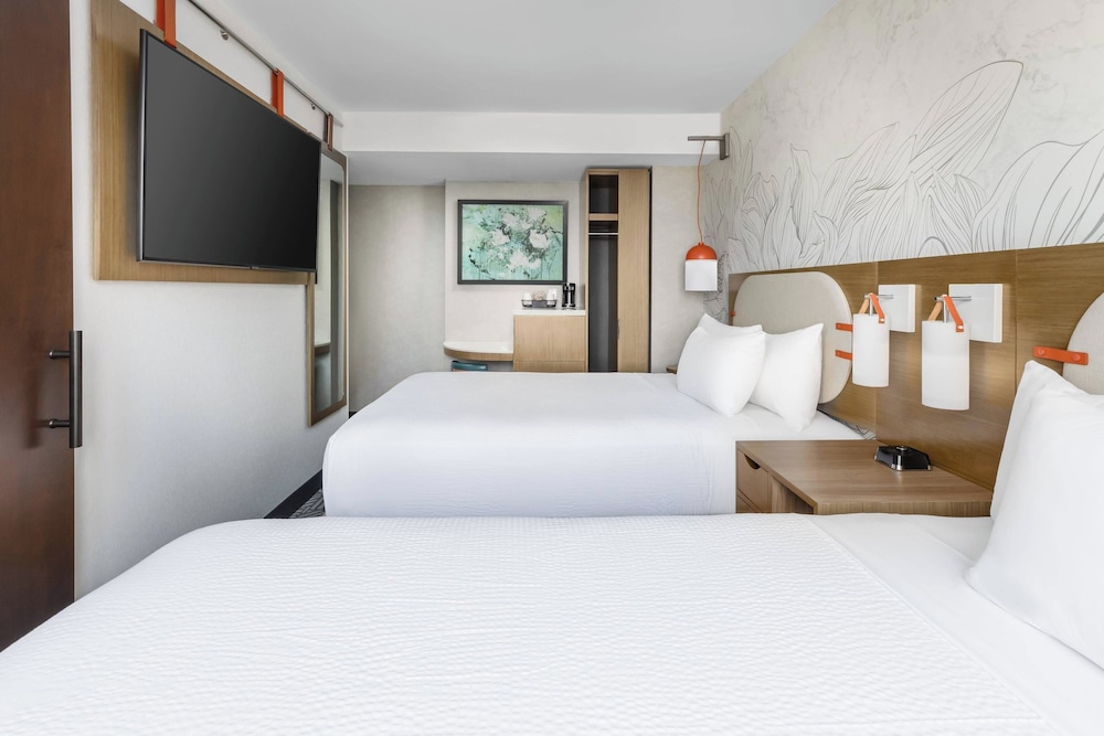 SpringHill Suites by Marriott New York Manhattan/Chelsea 6/26