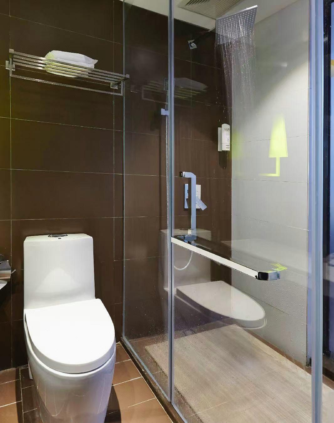 IU Hotels Xian Sanqiao Metro Sation Wanxiang City Branch 30/30