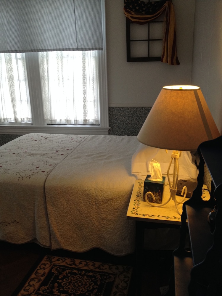 Red Lion Bed & Breakfast 25/36