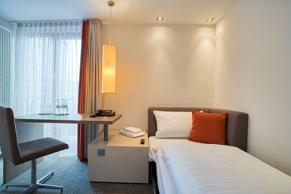 Kommerzhotel Koln 22/49