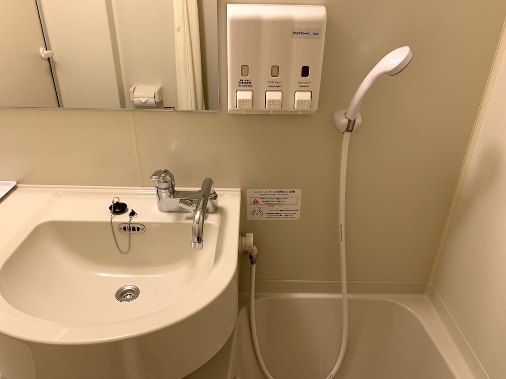 Toyoko Inn Tokyo Fuchu-Nambu-Sen Minami-Tama Ekimae 49/50