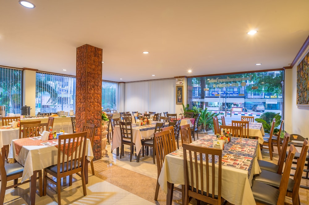 Krabi Phetpailin Hotel 40/49