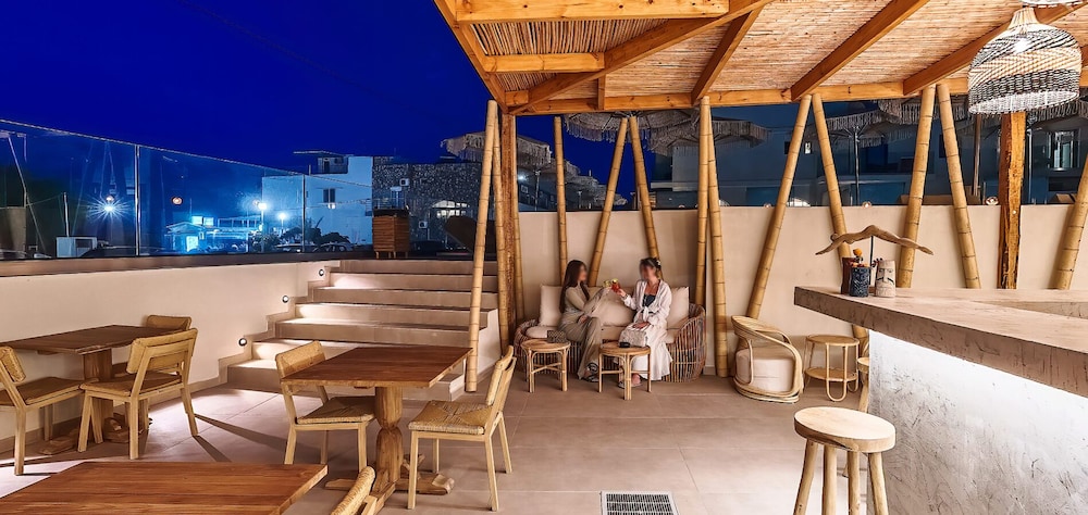 Cabana Blu Lifestyle Boutique Hotel & Suites 54/65