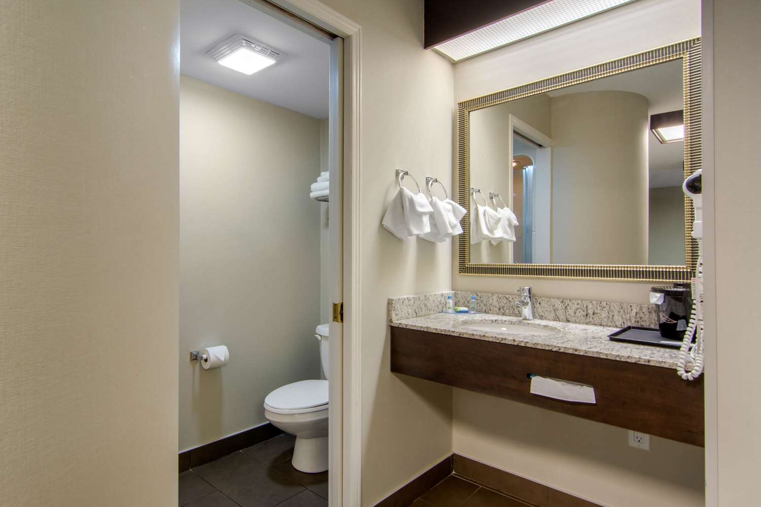 Sleep Inn Sault Ste. Marie 40/41