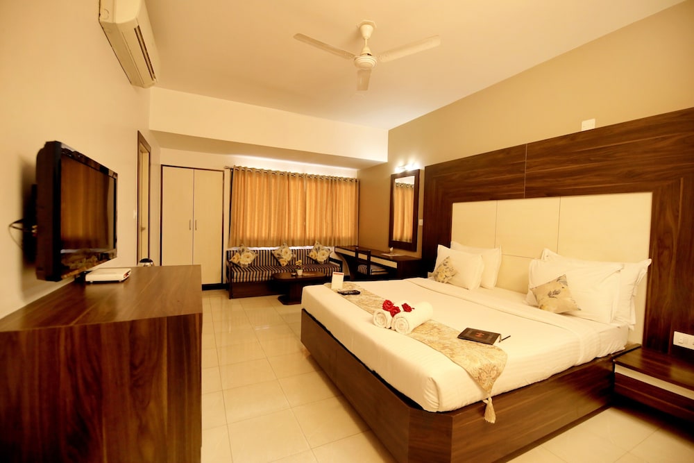 ASHISH宫殿酒店(HOTEL ASHISH PALACE) 图片1