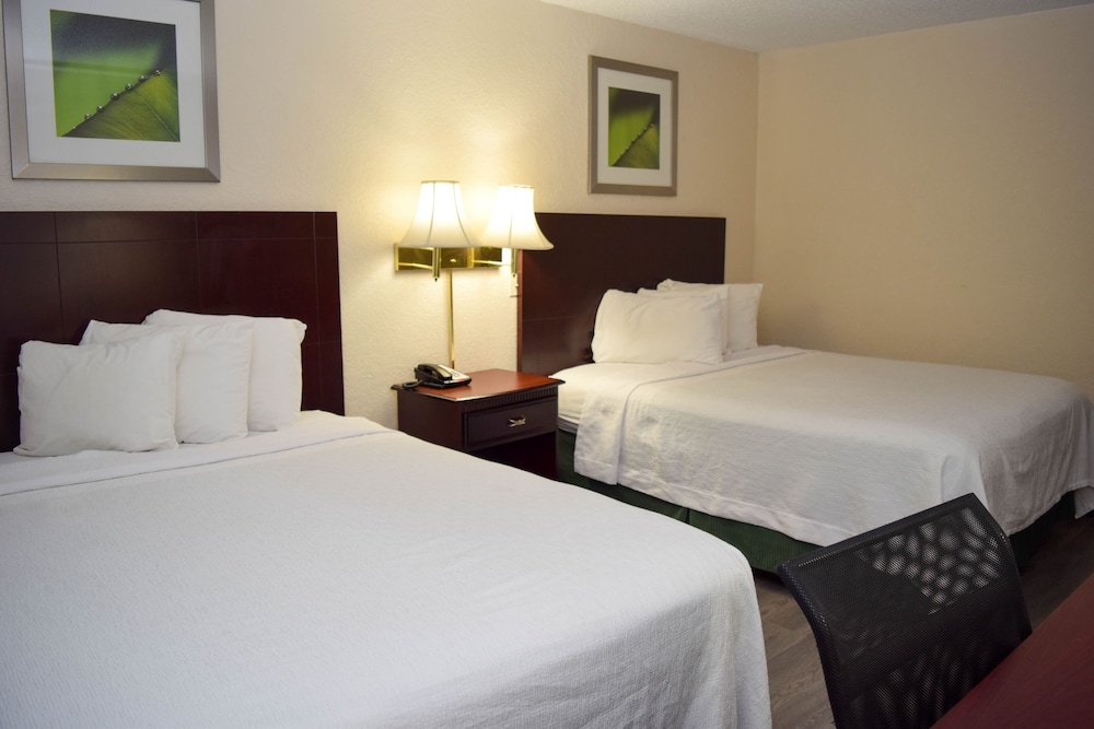 Corning Inn 19/48