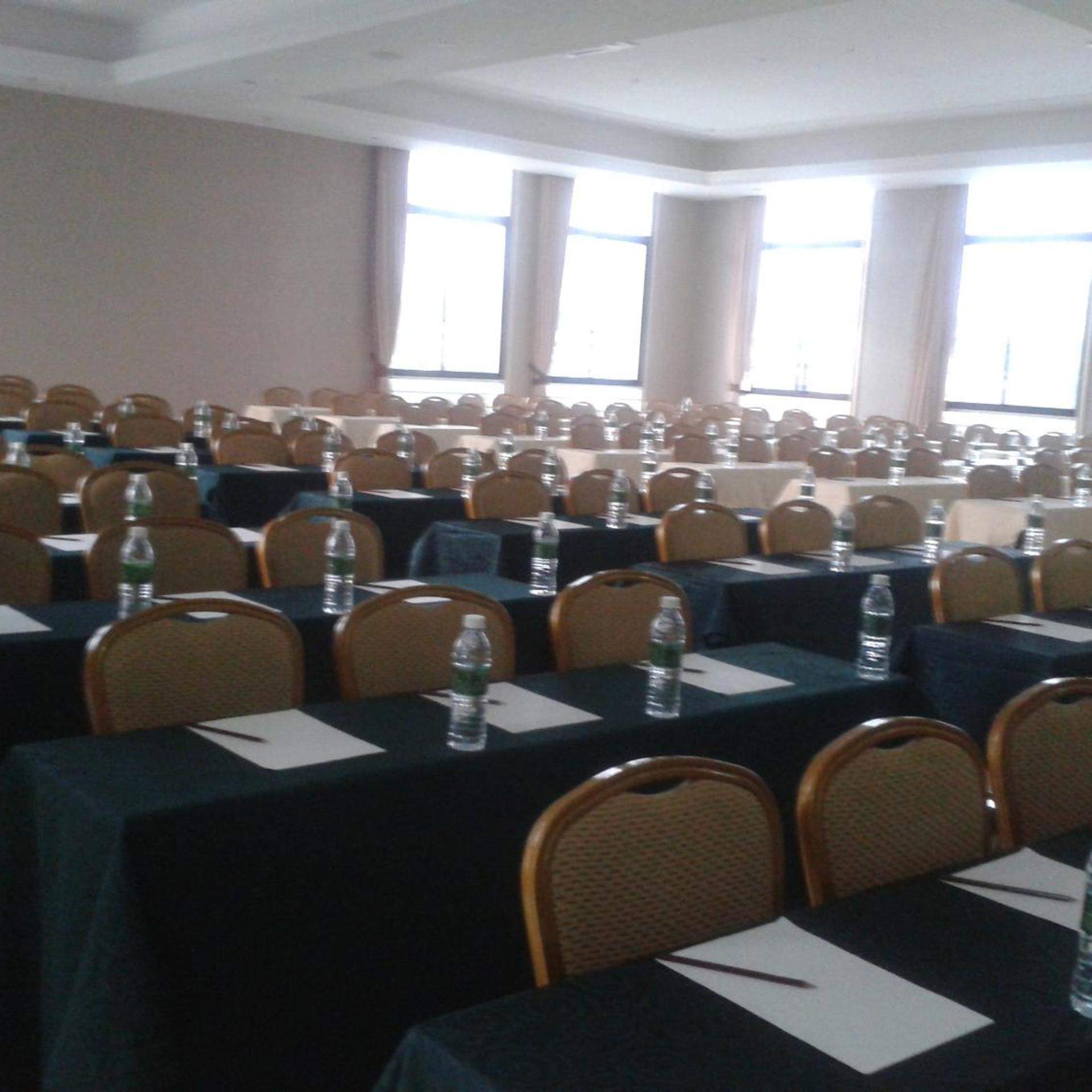 Seri Simanggang Hotel 28/40