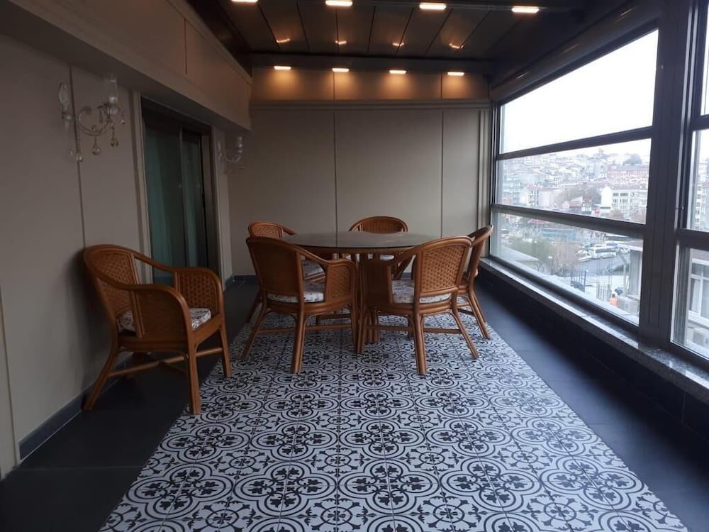 Valens Hotel Downtown 47/66