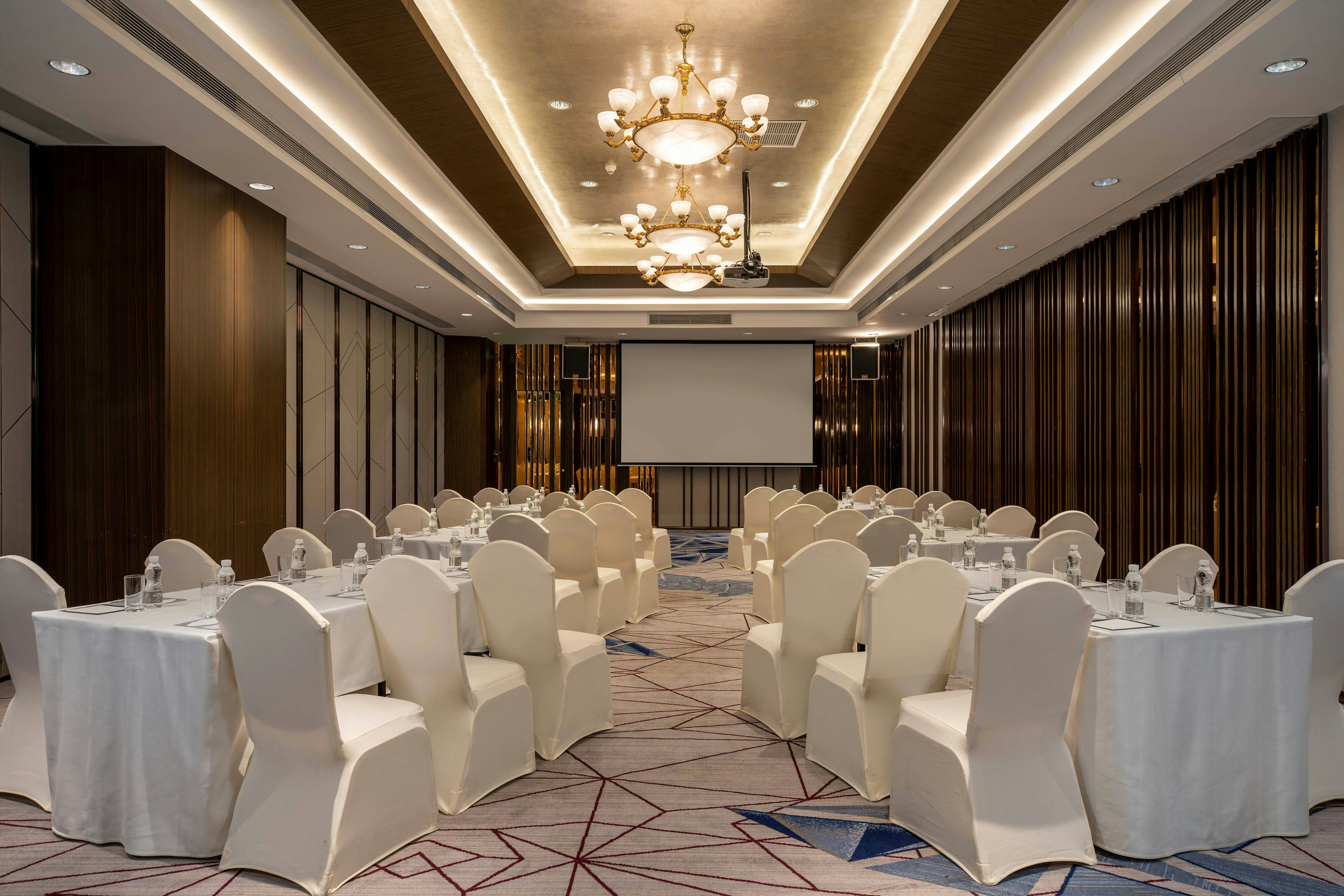 Renaissance Shenzhen Luohu 6/12