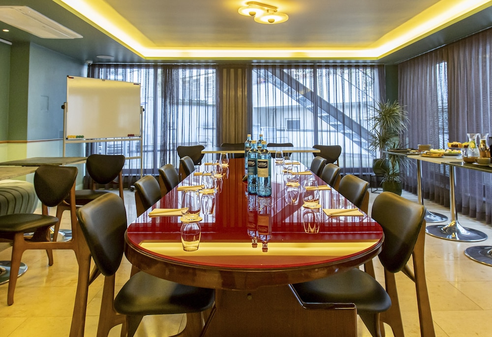 MUZE Hotel Dusseldorf - Handwritten Collection 41/49