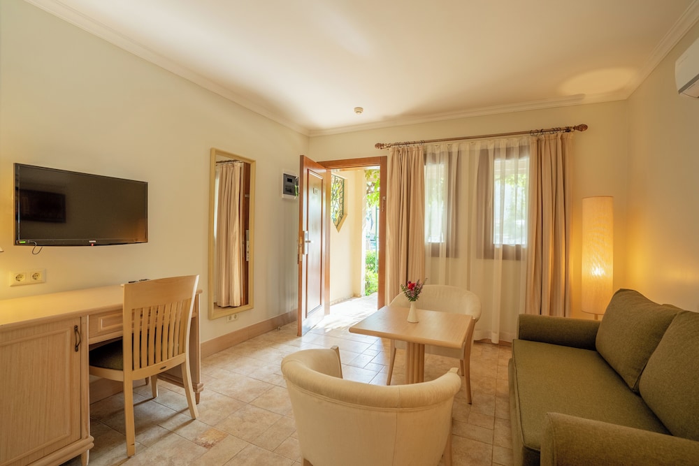 Dalyan Resort 24/50