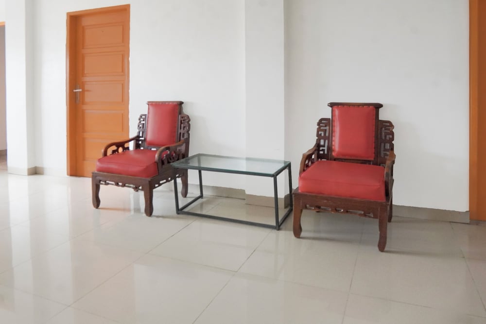Hotel O near Transmart Padang (formerly Sulaiman Residence) 52/62