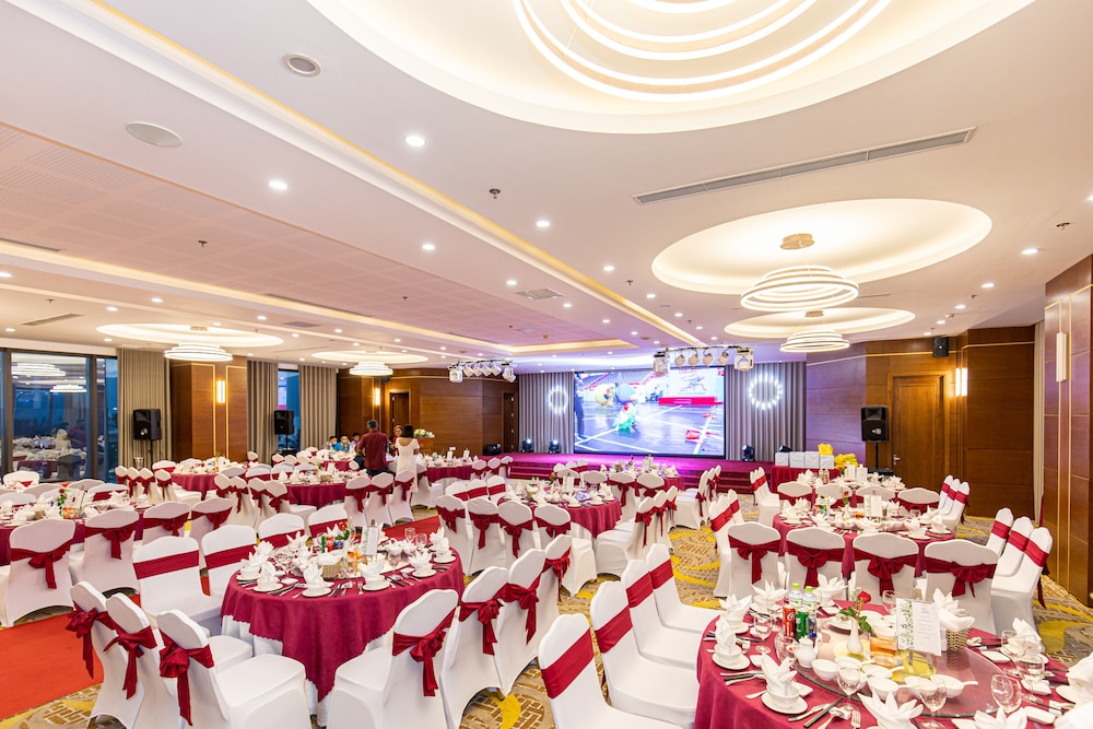 Rosamia Da Nang Hotel 72/84