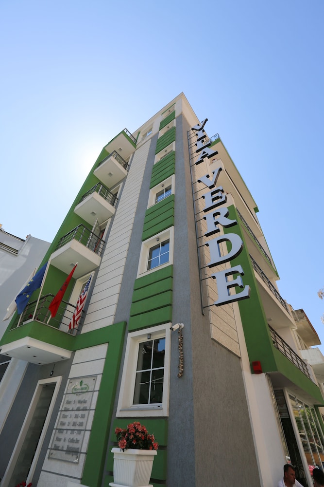 HOTEL BOUTIQUE VILA VERDE in TIRANA