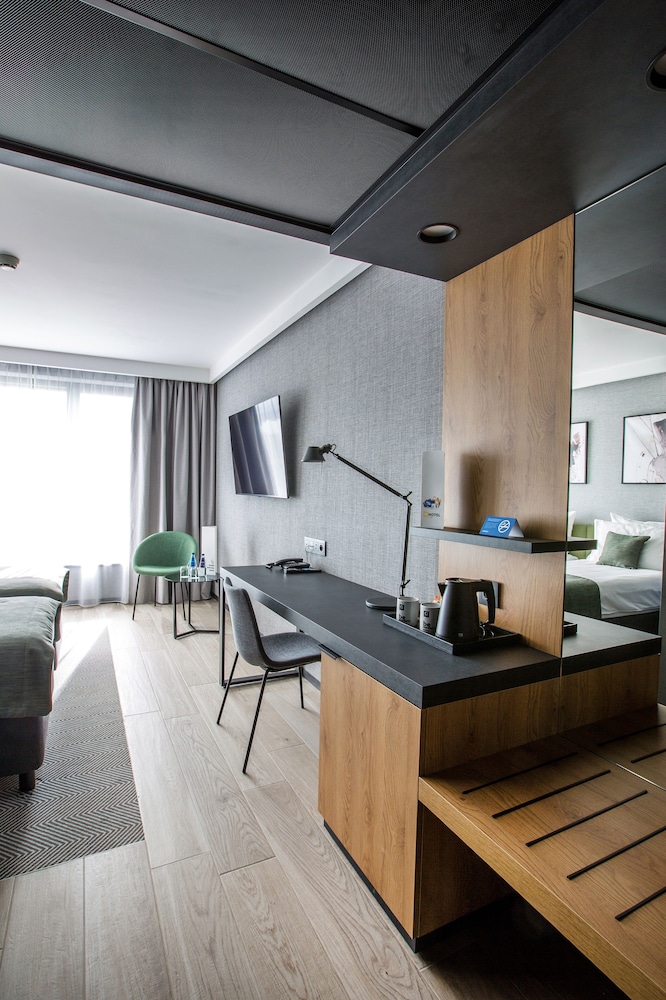 Q Hotel Plus Wroclaw Bielany 16/50