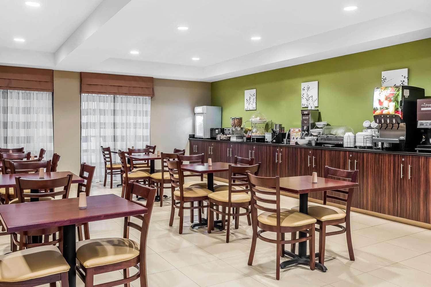 Sleep Inn & Suites Dothan North 30/38