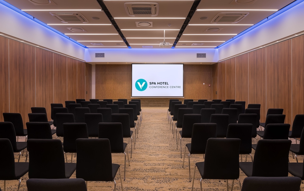 V Spa Hotel and Conference centre 48/64
