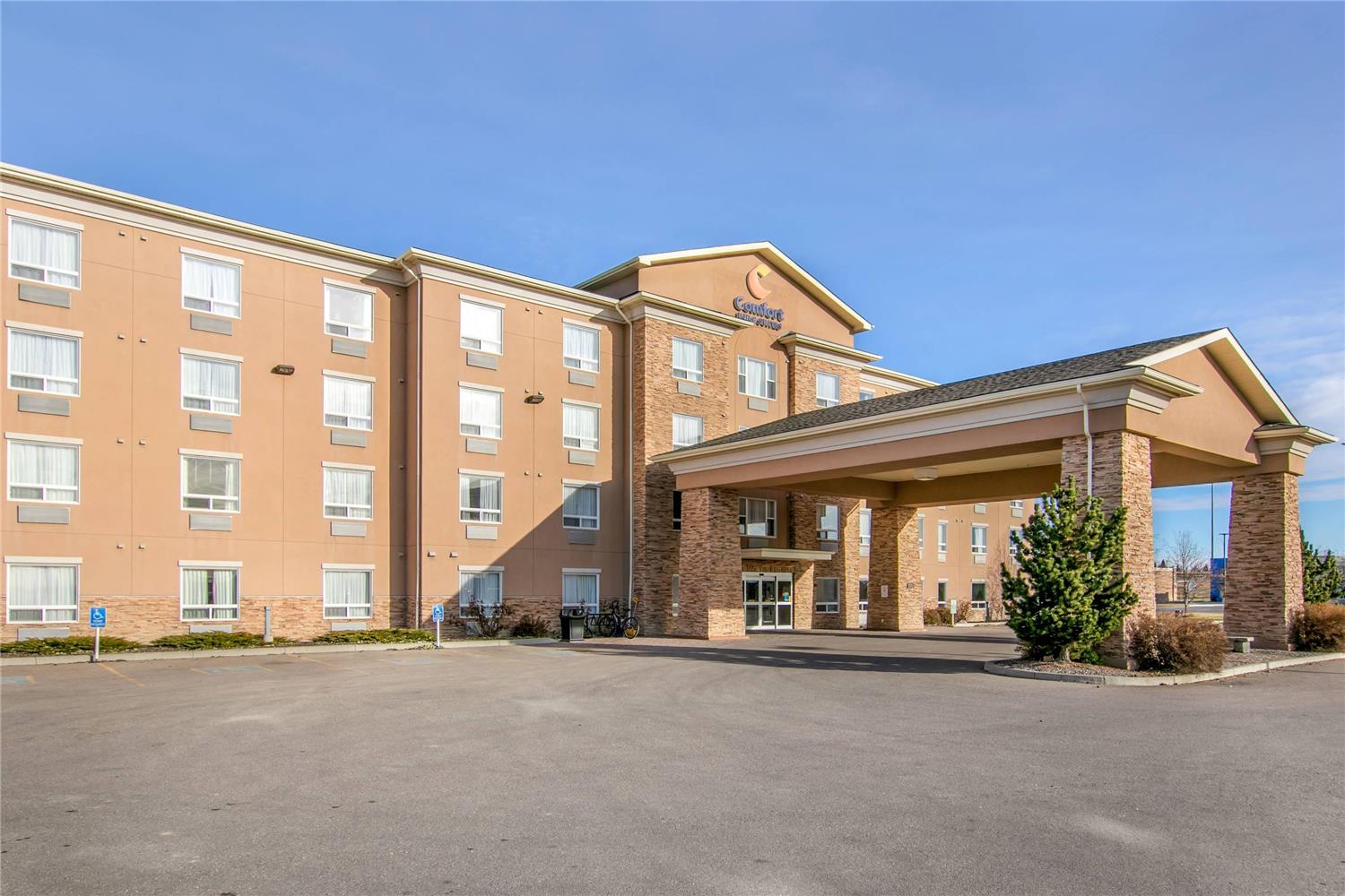 Comfort Inn & Suites Airdrie 19/21