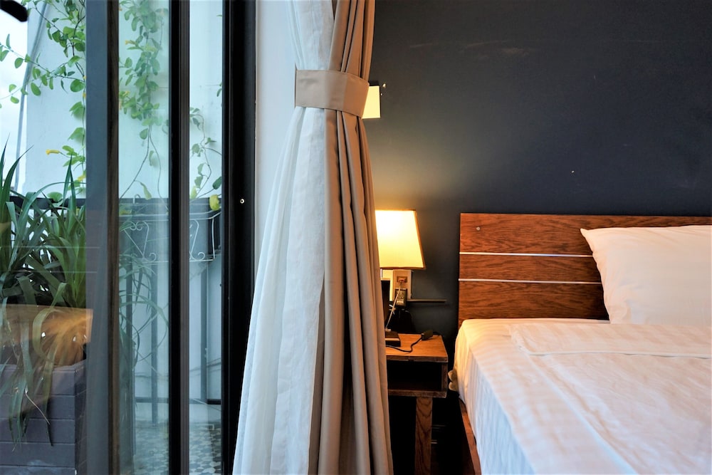 Oasis Hotel & Apartment 19/50
