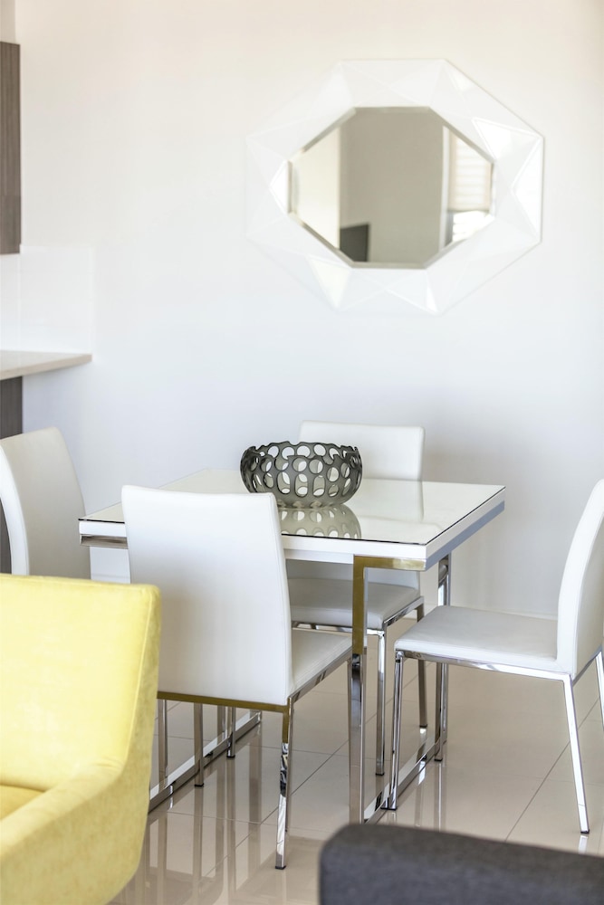 Oaks Brisbane Woolloongabba Suites 30/73
