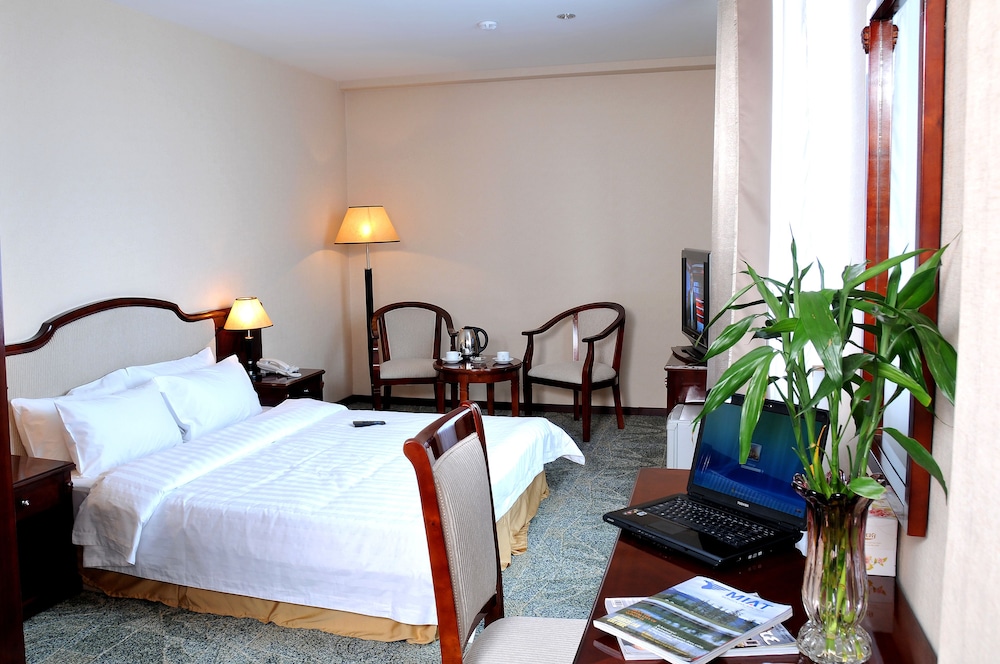 Springs Hotel 35/83