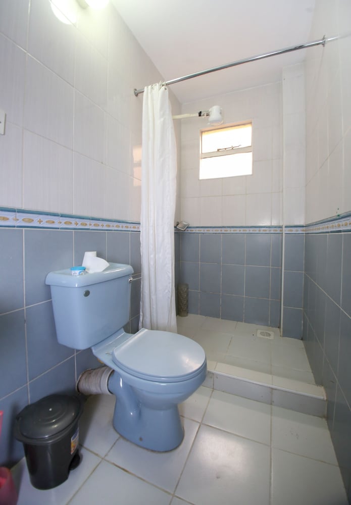 Leon Villas Guest House 40/42