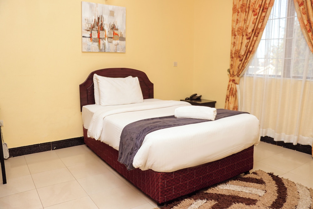 M Hotel Mbezi 18/71