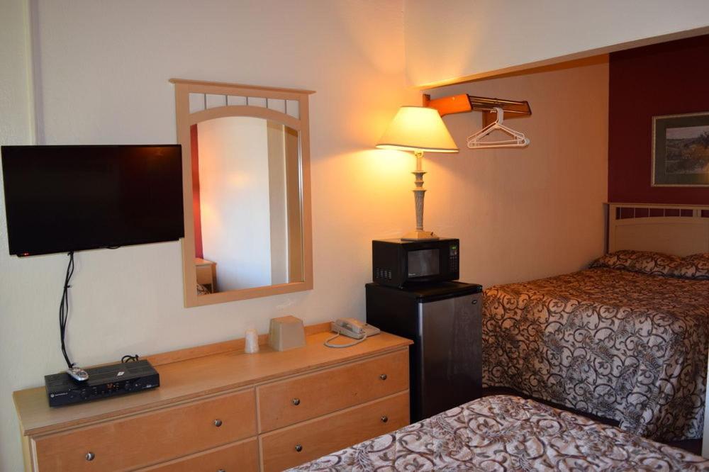 San Carlos Inn 23/32