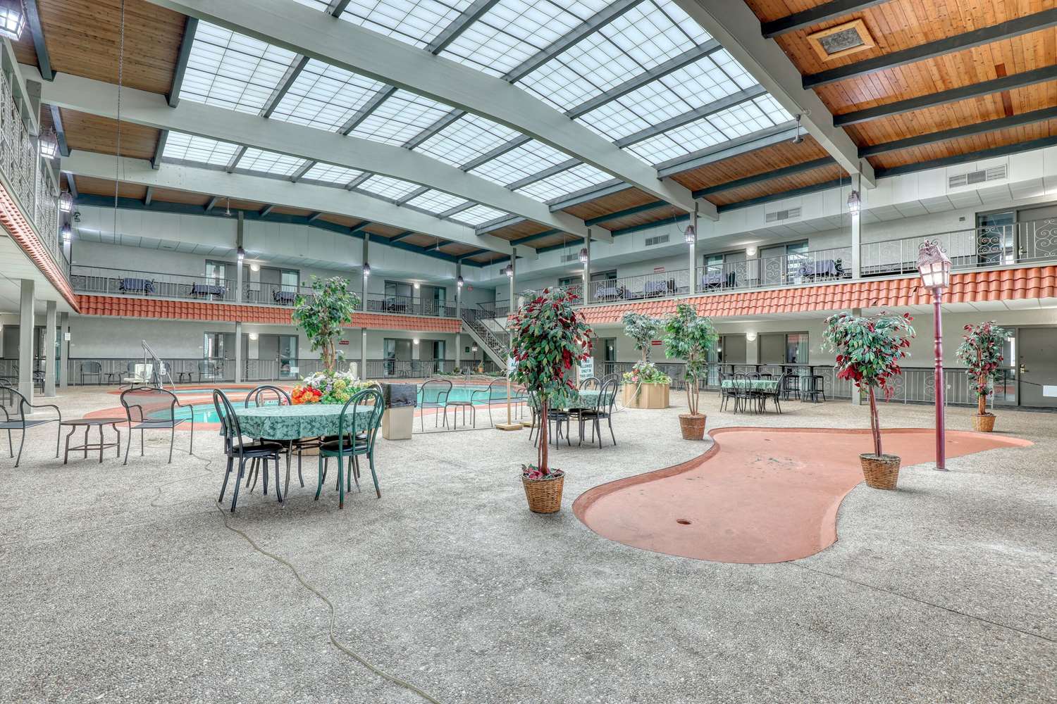 Quality Inn & Suites Green Bay Downtown 24/25