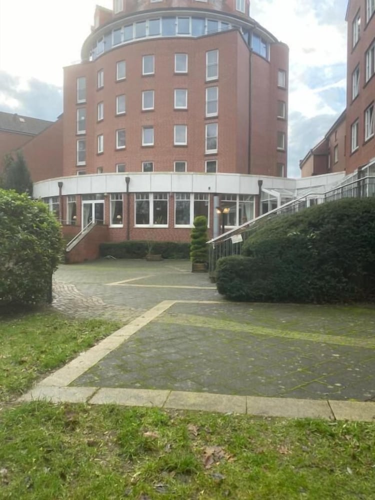Golden Tulip Lubecker Hof 30/32