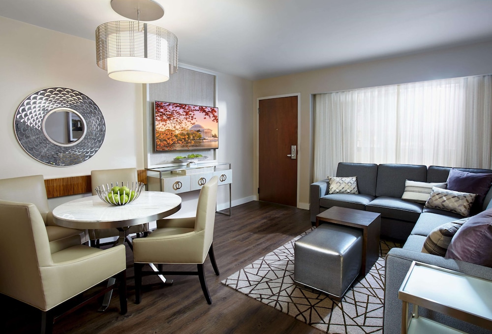 Hilton Club the District Washington D C 36/58