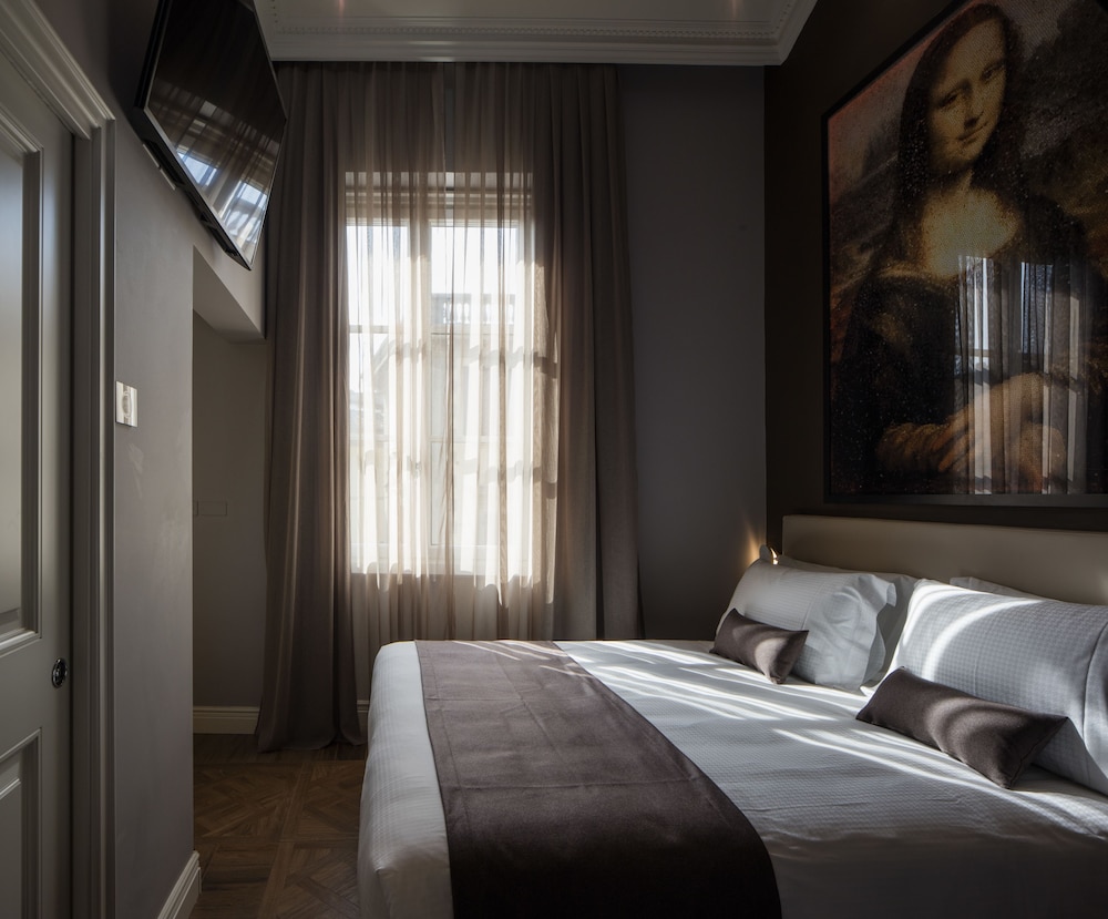 The Frame Hotel 8/46