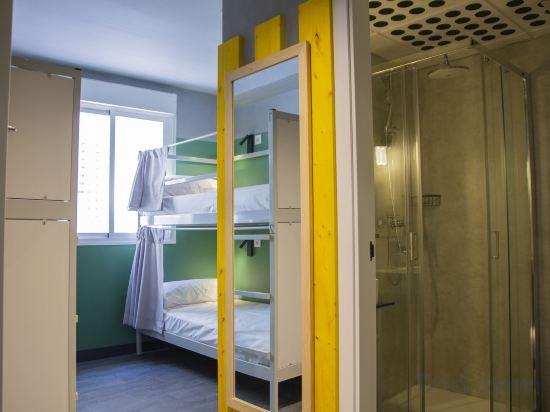 Female Dorm, Female Only, 4 Beds