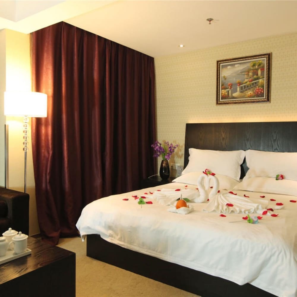 Bolianhui Fashionable Hotel (Chongqing Southwest Hospital) 7/20