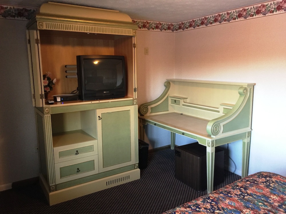 Budget Inn North Stonington 20/31