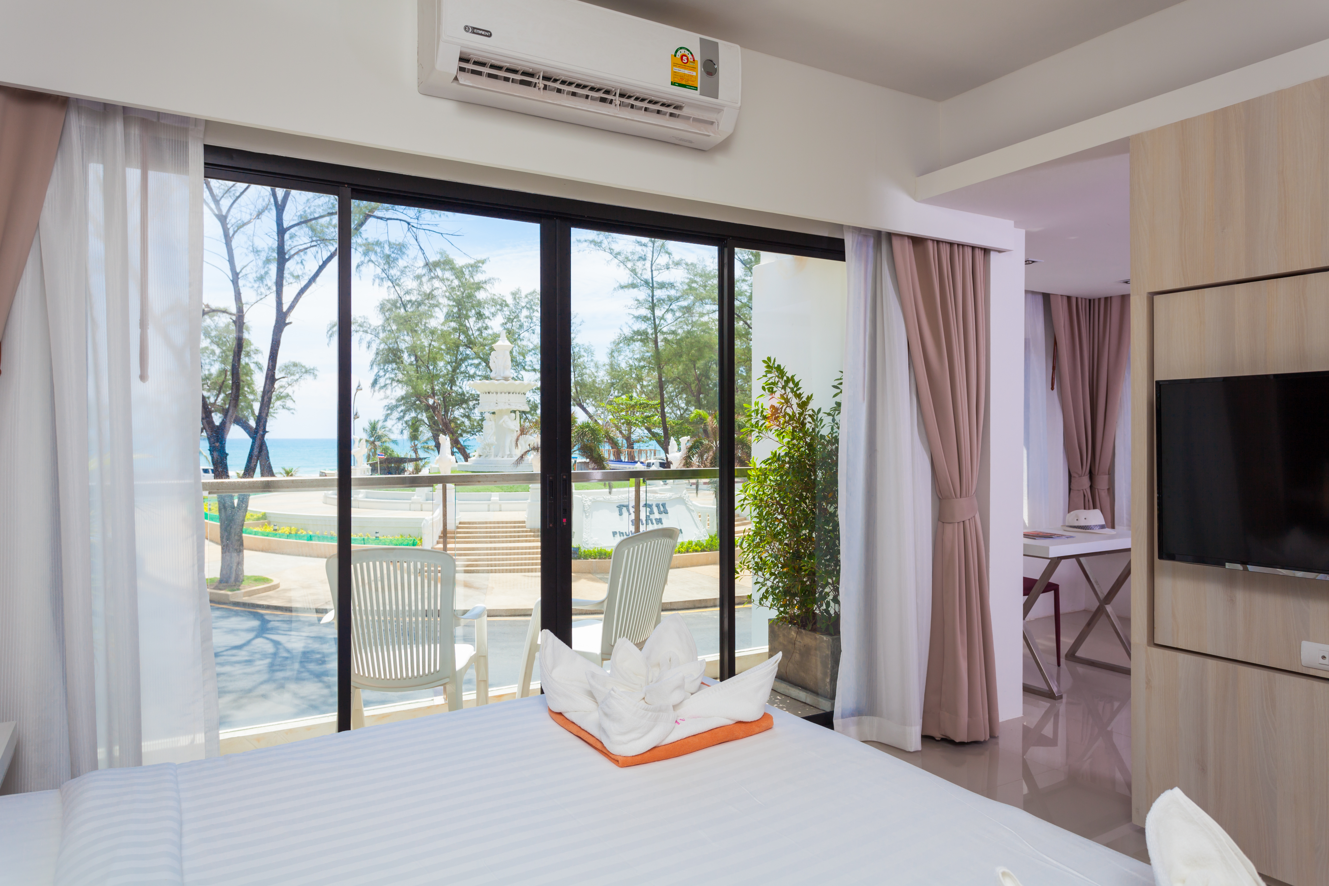 Coral, Junior Suite