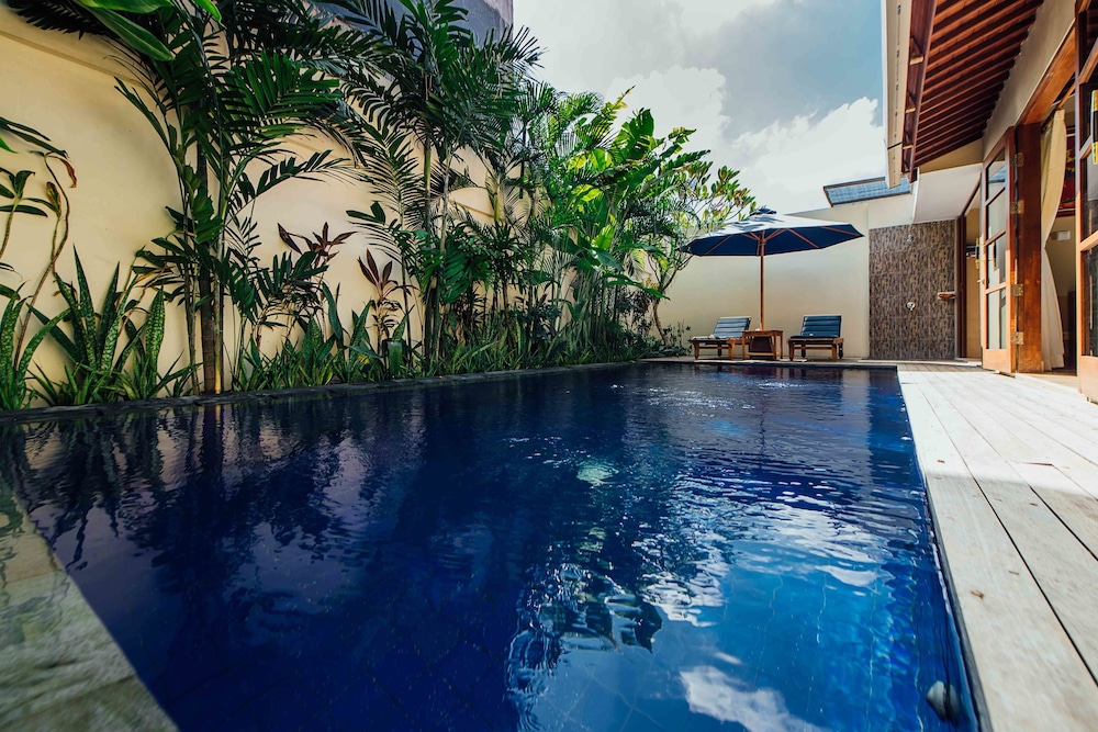 Kuta Puri Bungalow 43/73