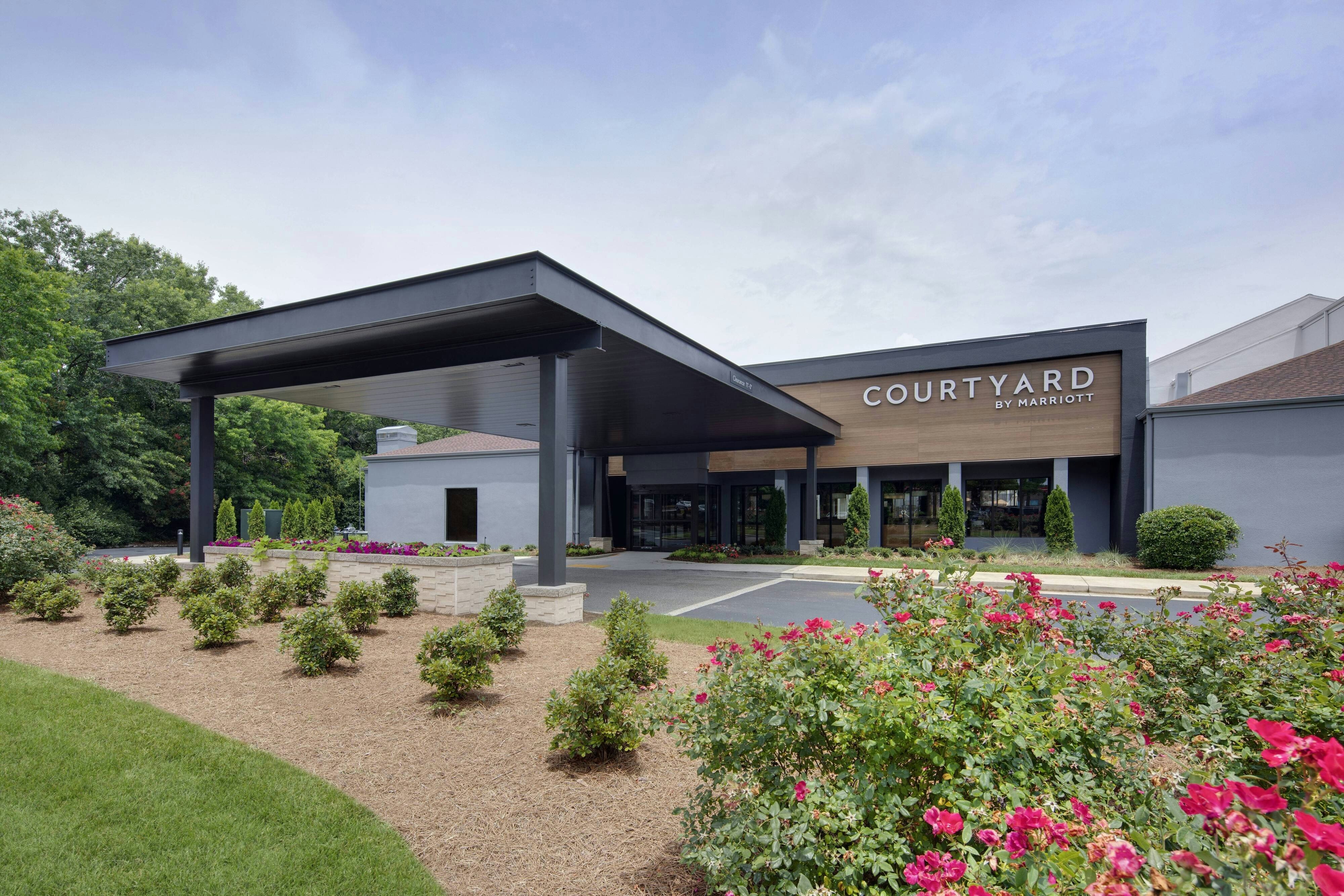 Courtyard By Marriott Atlanta Marietta I 75 North 17/17