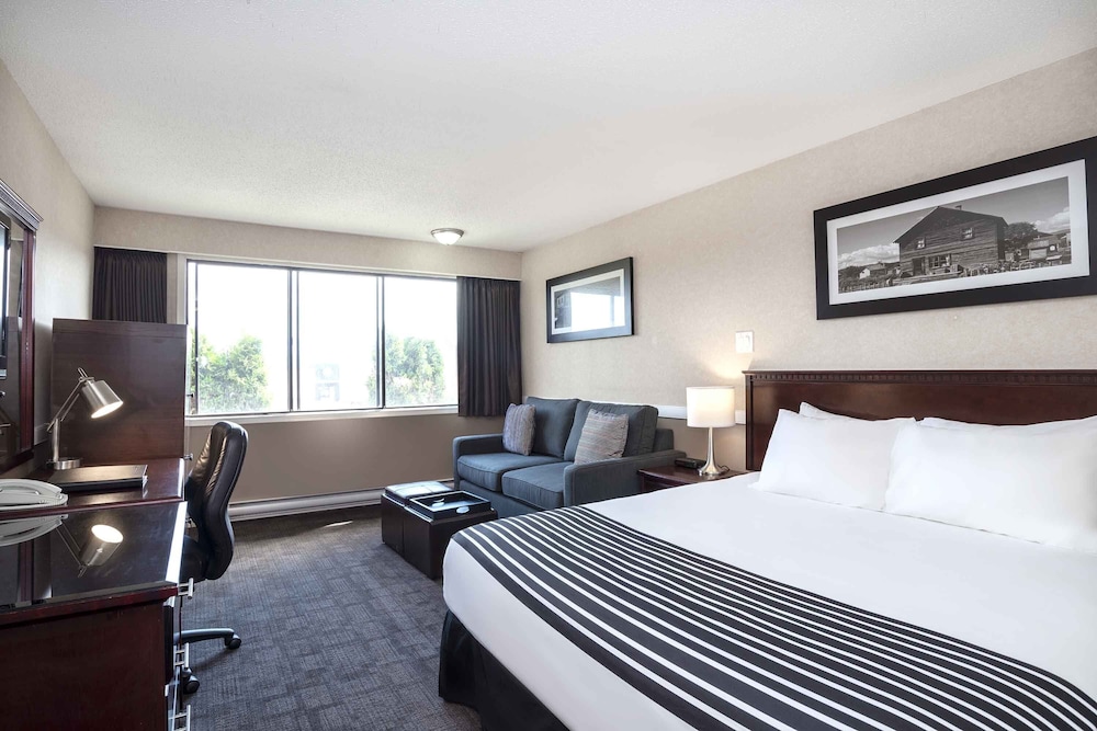 Sandman Hotel Cranbrook 15/47