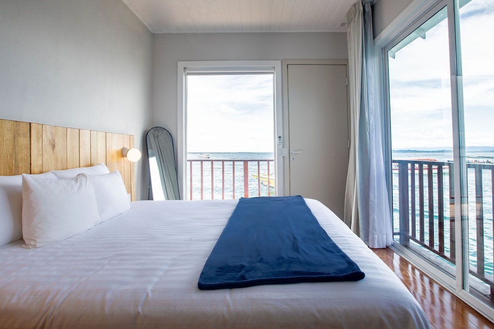 Tropical Suites Hotel 22/67