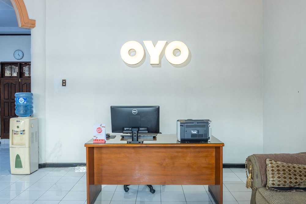 OYO Collection O 1032 Rahayu Residence Syariah 28/30