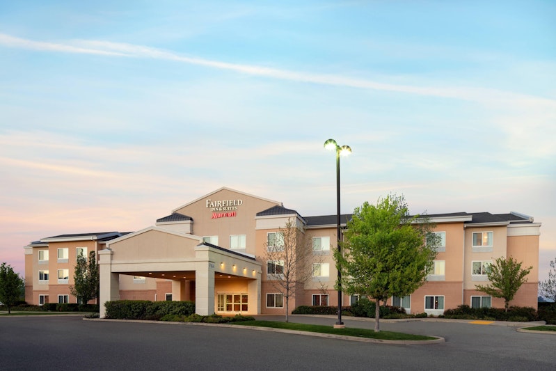 Fairfield Inn Suites Redding 1/14