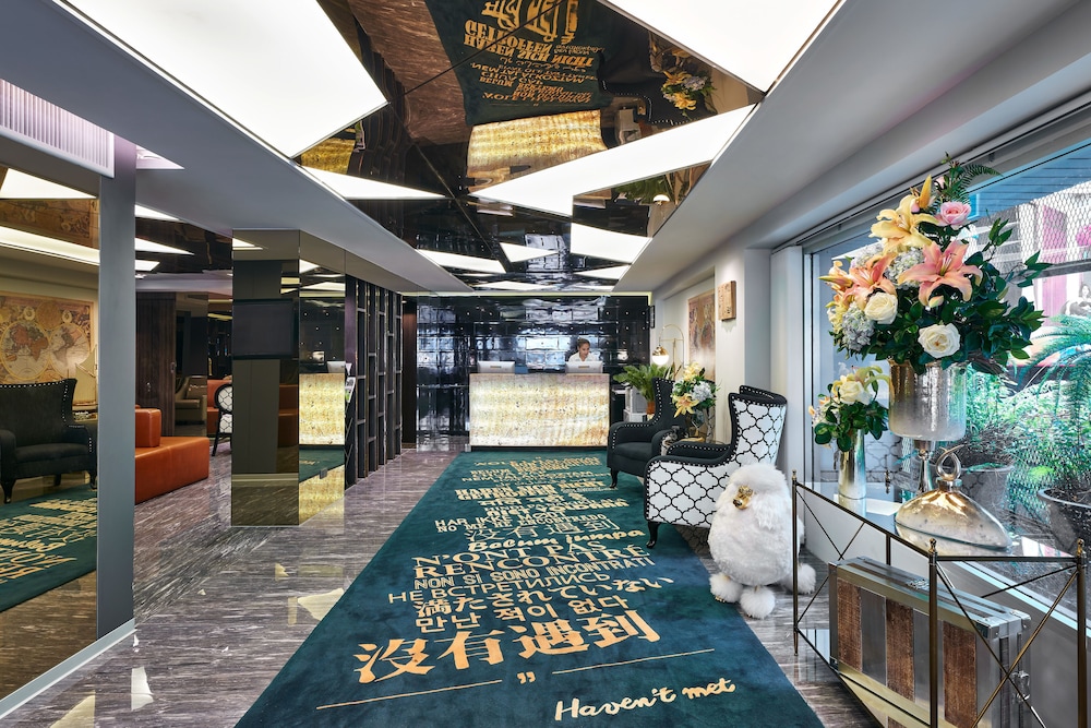Sora Hotels Silom 8/68