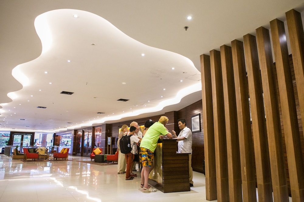 KUTABEX BEACH FRONT HOTEL 10/53