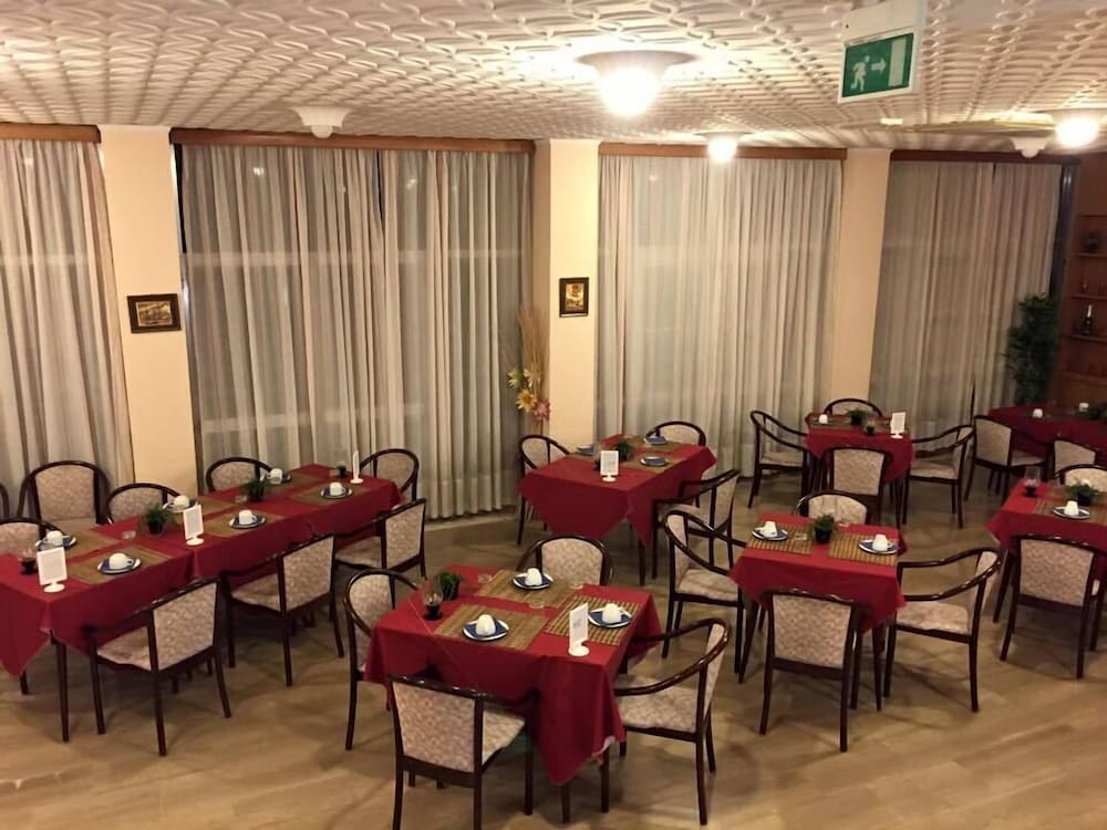 Hotel Glenn 20/37