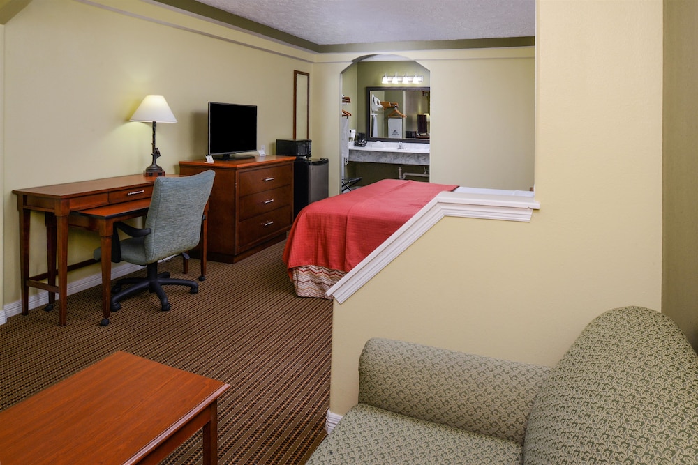 Americas Best Value Inn & Suites Waller Prairie View 35/38