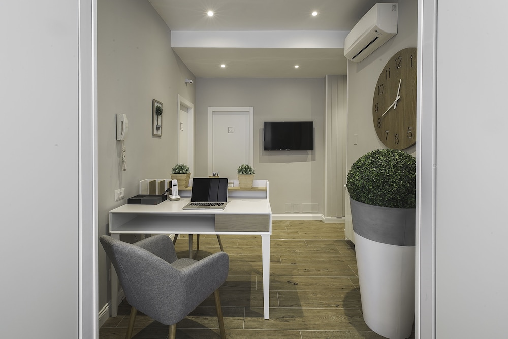 Colonna Luxury Suites 20/29