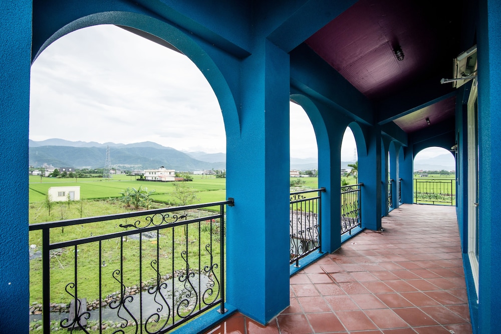 Fly Inn Yilan 32/60