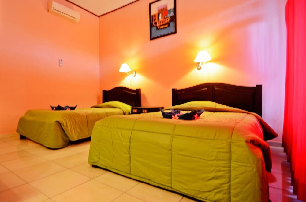 Pesona Beach Inn 13/45