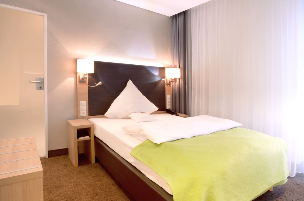 Ringhotel Loew S Merkur 35/59